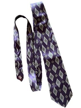 Chaps Ralph Lauren Silk Tie Purple Geometric Diamond USA 59.5 x 3.5